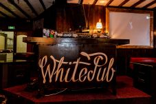 Local Commercial à Flaine - FDC et/ou Murs Commerciaux, Le White Pub