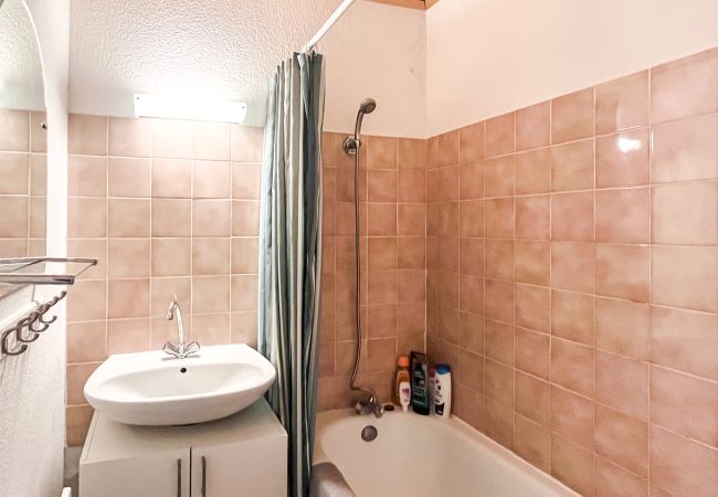 Appartement à Flaine - Studio sud avec chambre cabine à vendre, Iris Appartement à Flaine - Studio sud avec chambre cabine à vendre, Iris