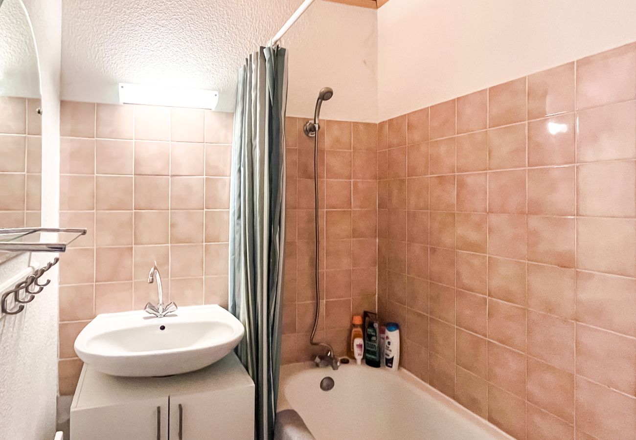 Appartement à Flaine - Studio sud avec chambre cabine à vendre, Iris Appartement à Flaine - Studio sud avec chambre cabine à vendre, Iris