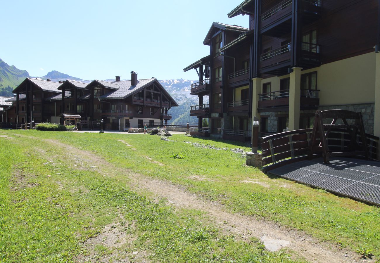 Apartment in Flaine - T2 Agréable, Residence 4* avec Piscine, Parking