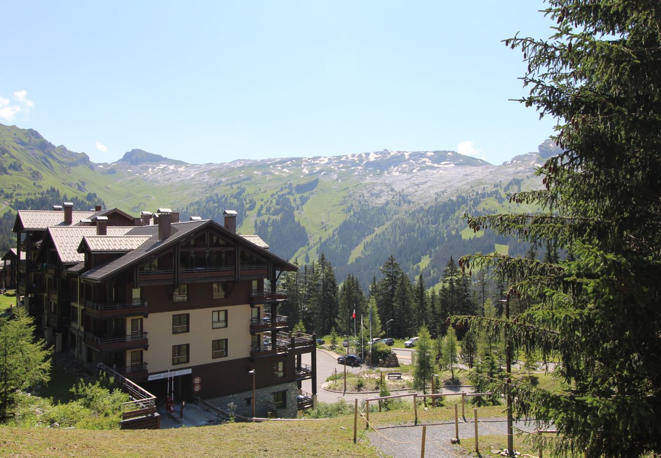 Apartment in Flaine - T3 Familiale, Résidence 4*, Piscine, Parking