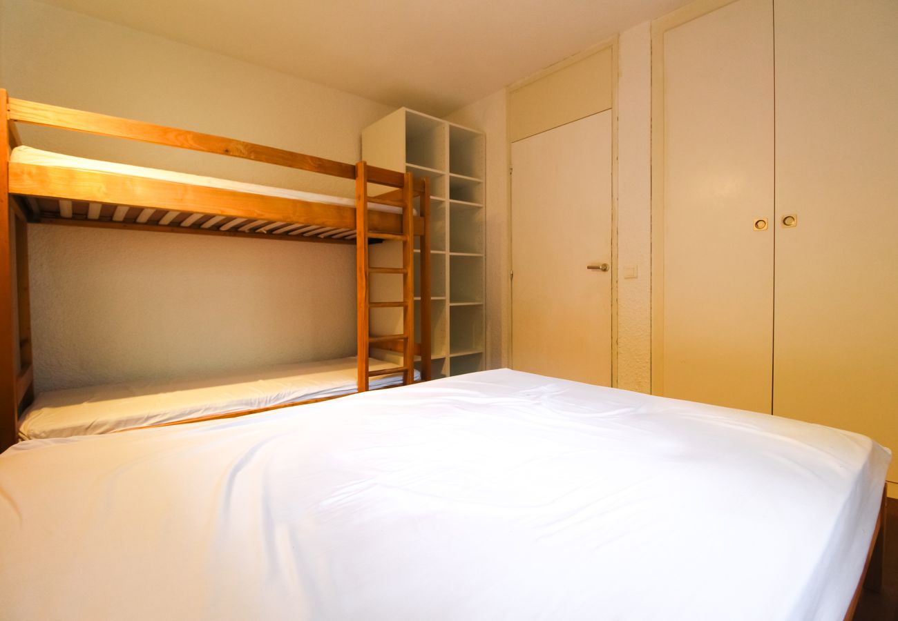 Apartment in Flaine - T2 orienté sud à vendre, Les Gémeaux, Flaine Forêt Apartment in Flaine - T2 orienté sud à vendre, Les Gémeaux, Flaine Forêt