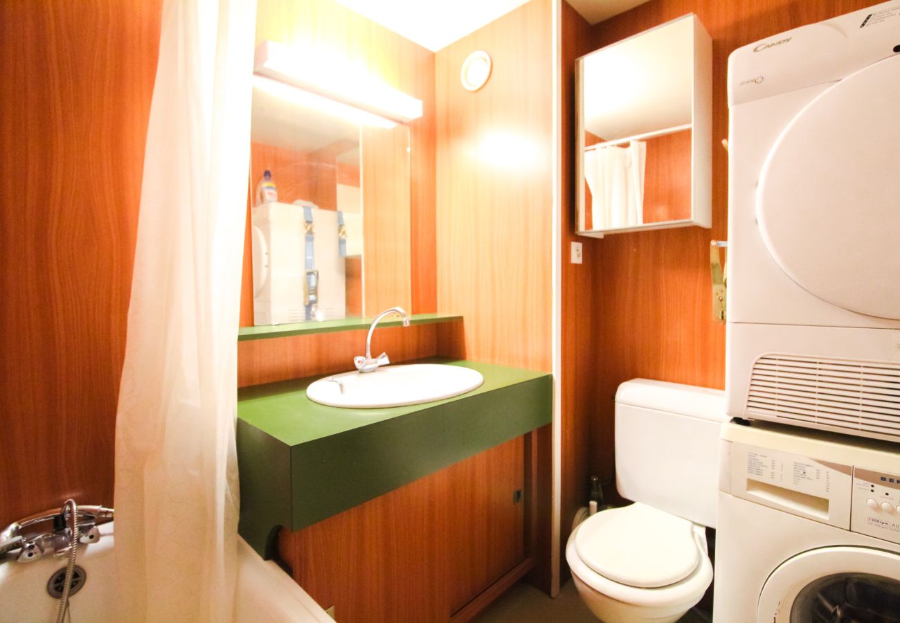 Apartment in Flaine - T2 orienté sud à vendre, Les Gémeaux, Flaine Forêt Apartment in Flaine - T2 orienté sud à vendre, Les Gémeaux, Flaine Forêt