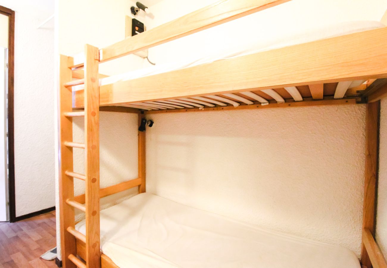 Apartment in Flaine - T2 orienté sud à vendre, Les Gémeaux, Flaine Forêt Apartment in Flaine - T2 orienté sud à vendre, Les Gémeaux, Flaine Forêt