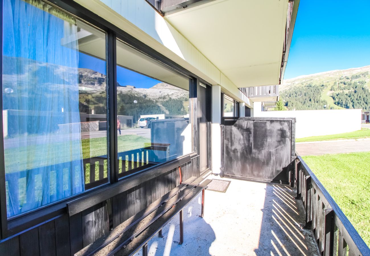 Apartment in Flaine - T2 orienté sud à vendre, Les Gémeaux, Flaine Forêt Apartment in Flaine - T2 orienté sud à vendre, Les Gémeaux, Flaine Forêt