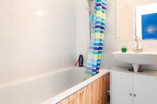 Apartment in Flaine - Studio Cabine Orienté Sud à Vendre, Doris